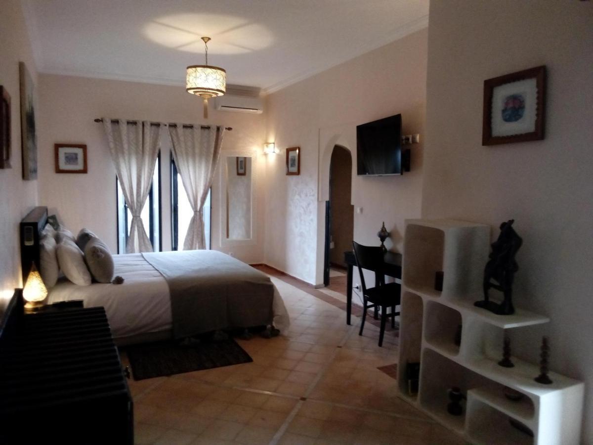 Le Petit Chateau Des Anges Ouled Bouzid Dış mekan fotoğraf